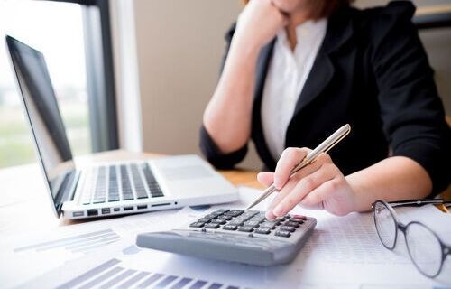 Lợi ích của việc sử dụng dịch vụ hành chính kế toán trọn gói