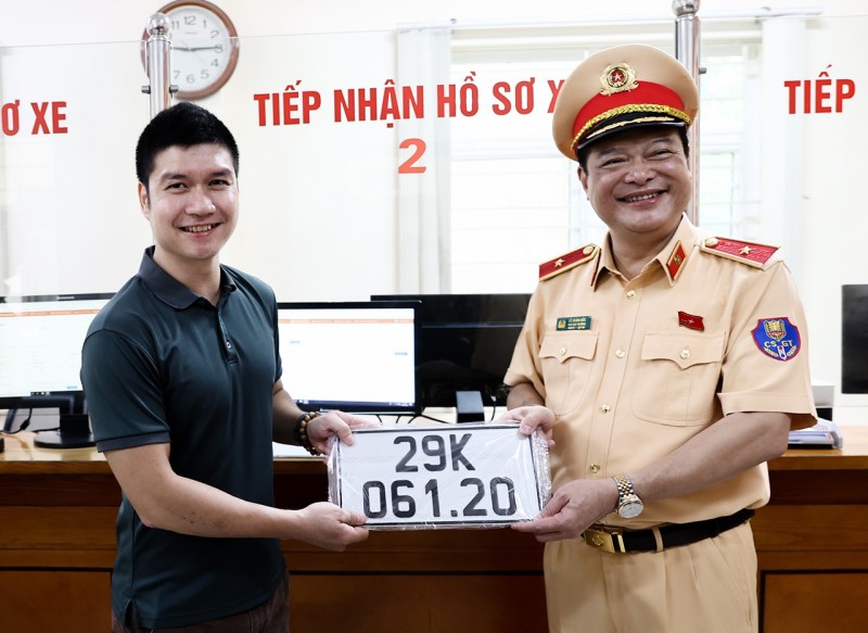 Biển số định danh là gì? Hướng dẫn chi tiết cách đăng ký từ A - Z