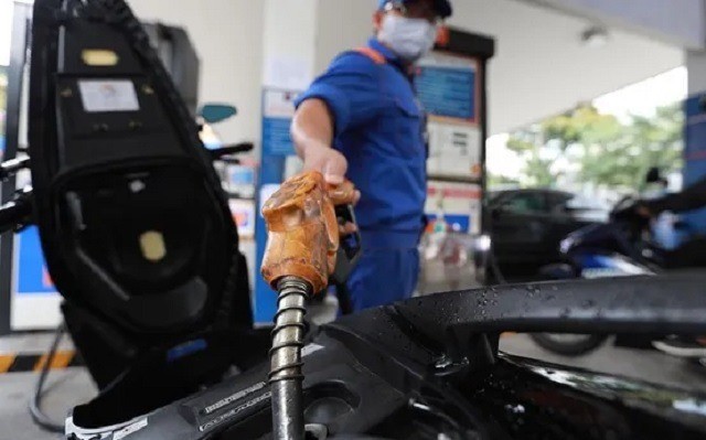 Giá xăng 2026 gồm những loại thuế nào và chiếm bao nhiêu %?