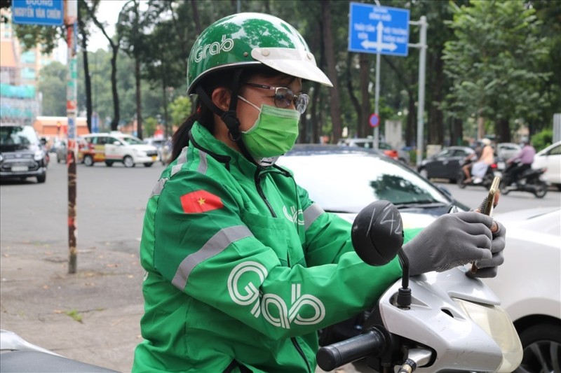 Cách tính thuế TNCN chạy xe ôm công nghệ mới nhất 2026