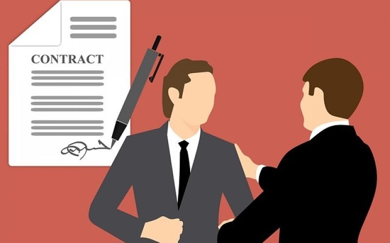 Hợp đồng lao động giữa công ty và giám đốc cần lưu ý gì?